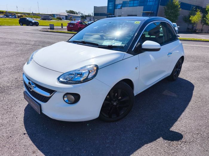 Opel Adam 2016