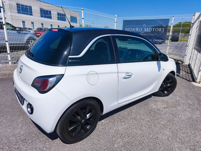Opel Adam 2016