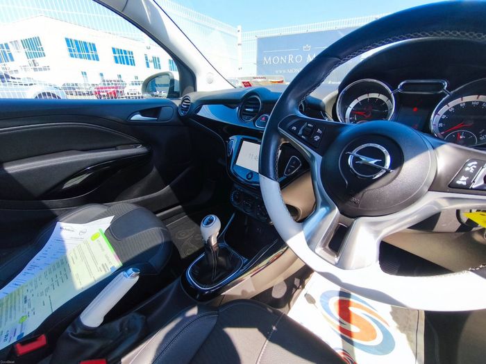 Opel Adam 2016