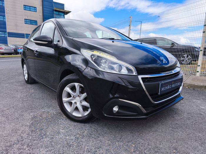 Peugeot 208 2016