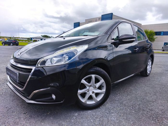 Peugeot 208 2016