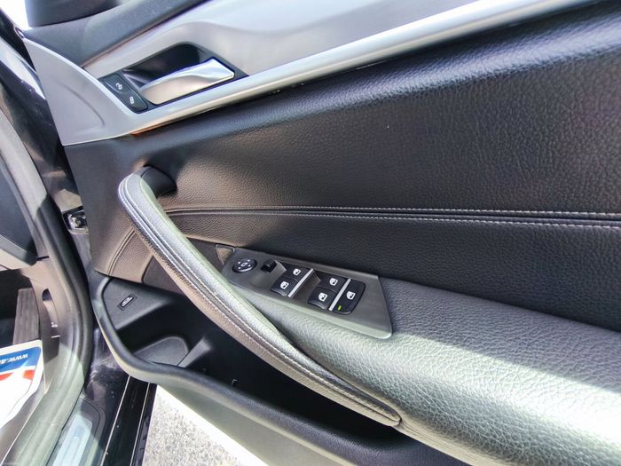 BMW 5 Series 2019