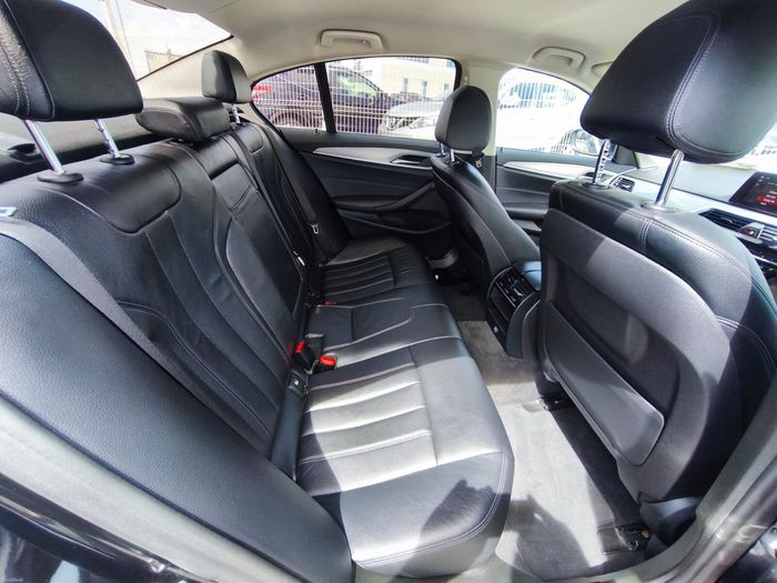 BMW 5 Series 2019
