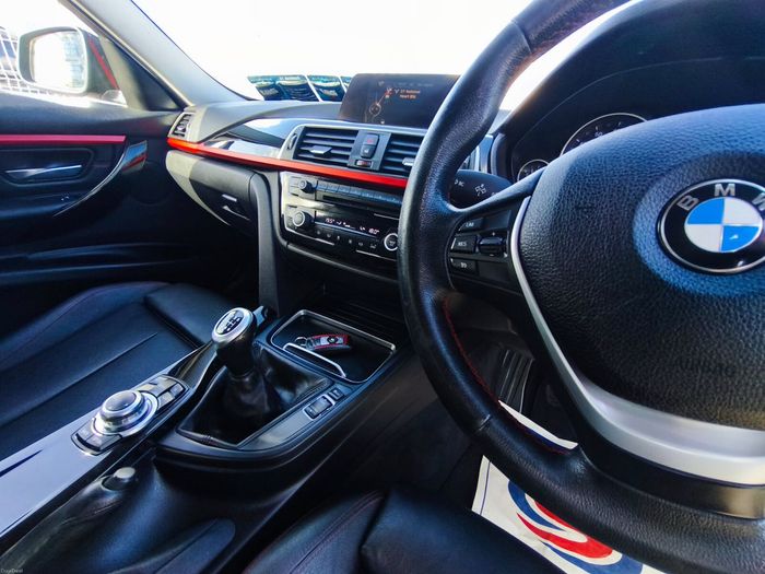 BMW 3 Series 2016