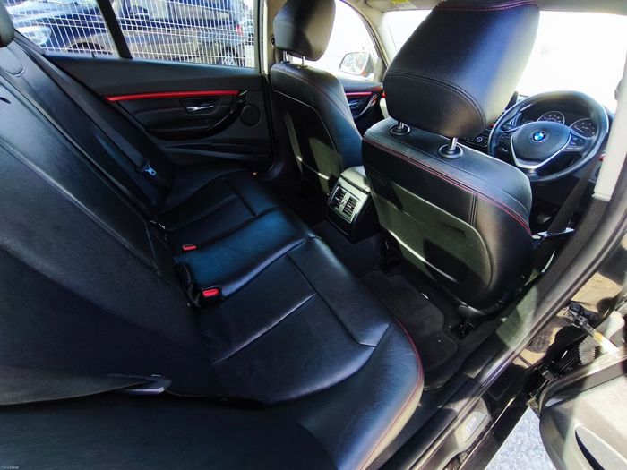 BMW 3 Series 2016