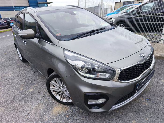 Kia Carens 2018