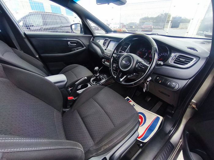 Kia Carens 2018