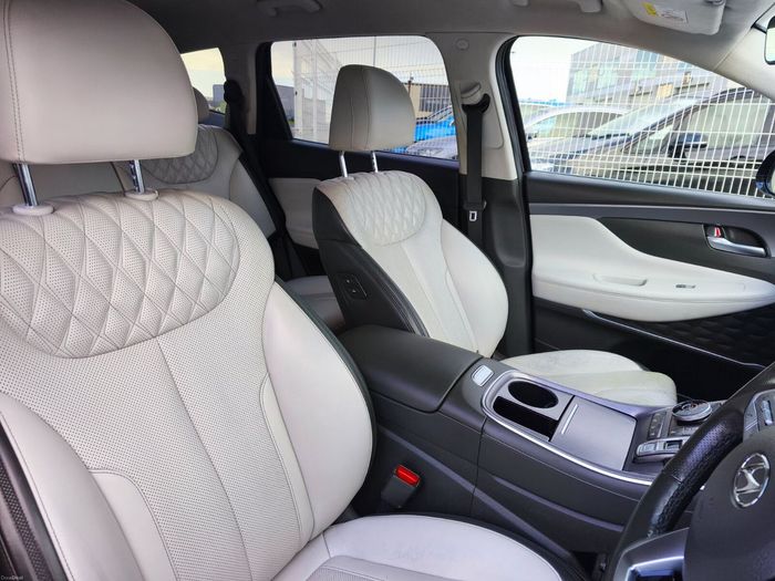 Hyundai Santa Fe 2022
