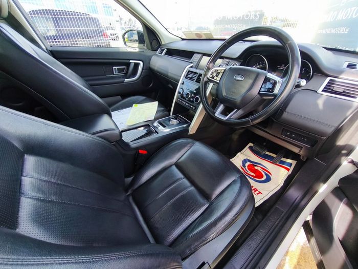 Land Rover Discovery Sport 2016