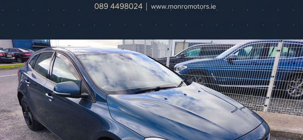 Volvo V40 2018
