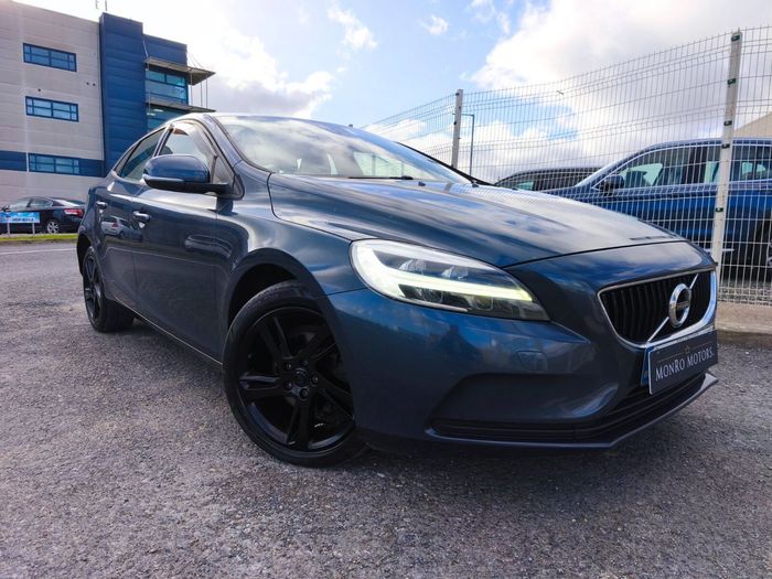 Volvo V40 2018