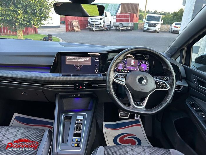 Volkswagen Golf 2021
