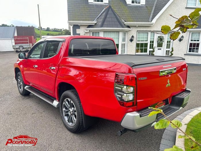 Mitsubishi L 200 2021