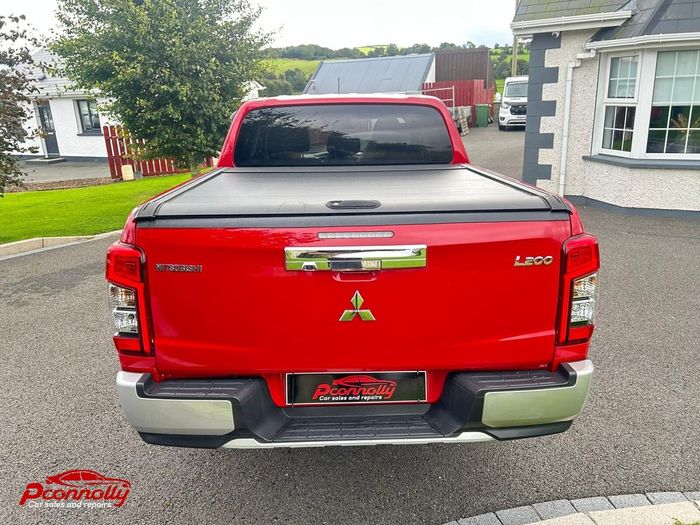 Mitsubishi L 200 2021