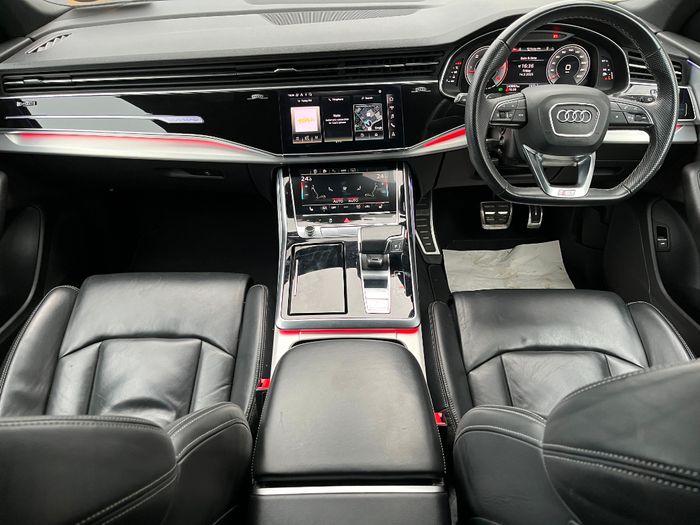 Audi Q8 2022