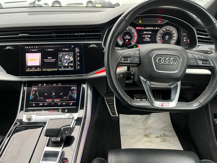 Audi Q8 2022