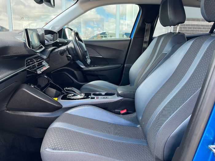 Peugeot 2008 2021