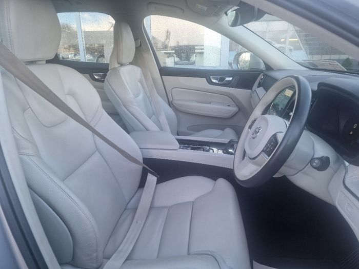 Volvo XC60 2023