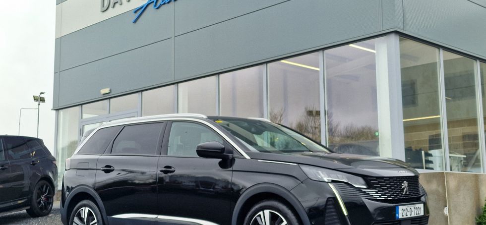 Peugeot 5008 2021