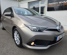 Toyota Auris 2016