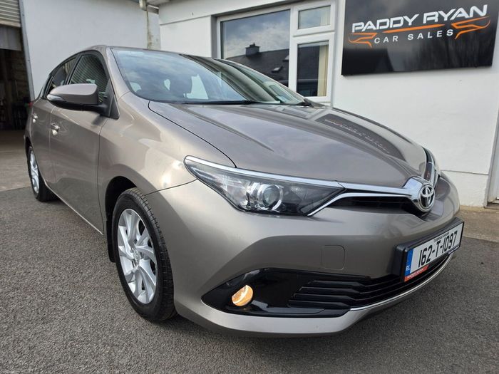 Toyota Auris 2016
