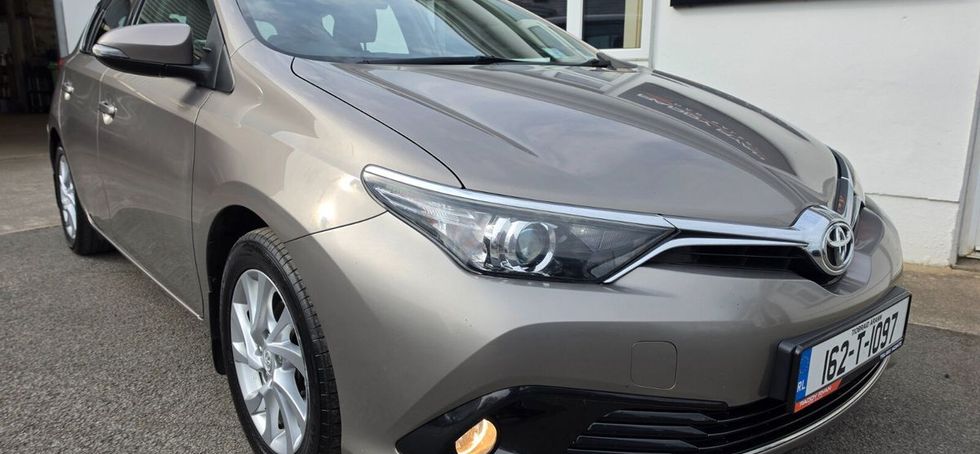 Toyota Auris 2016