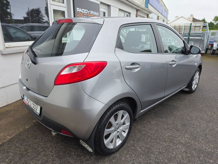 Mazda 2 2014