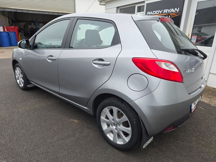 Mazda 2 2014