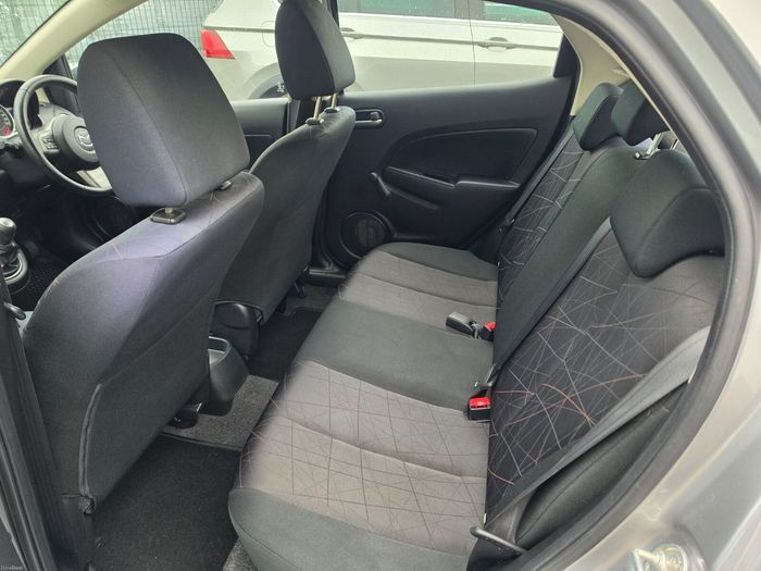 Mazda 2 2014