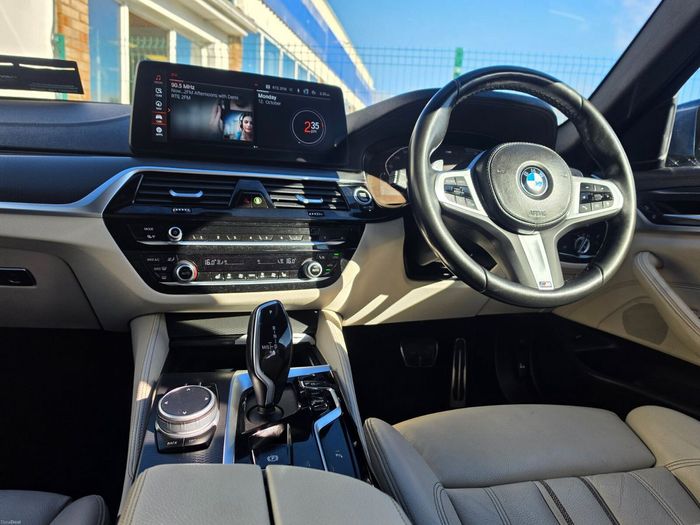 BMW 5 Series 2022