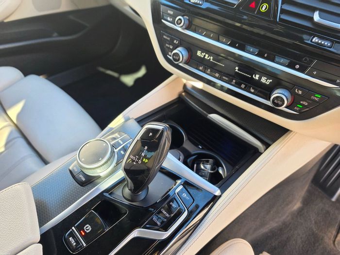 BMW 5 Series 2022