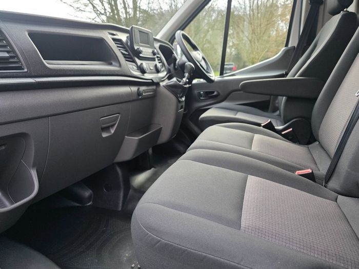 Ford Transit 2024