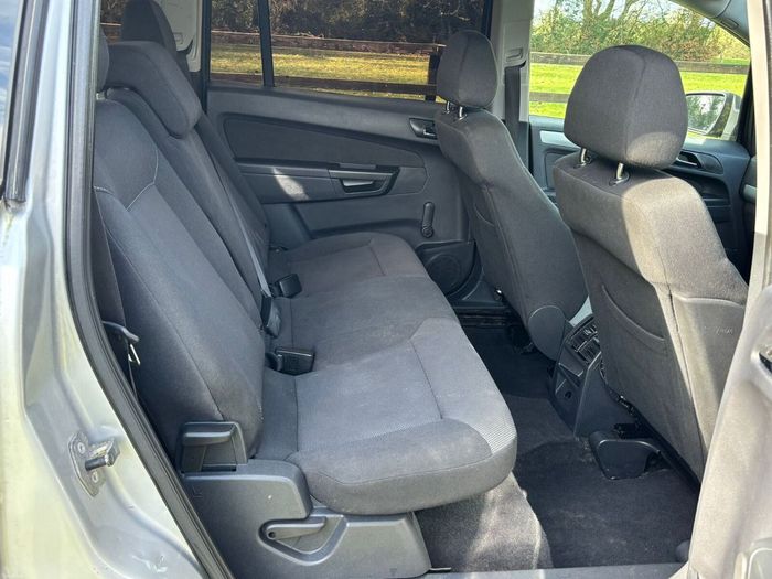 Vauxhall Zafira 2013