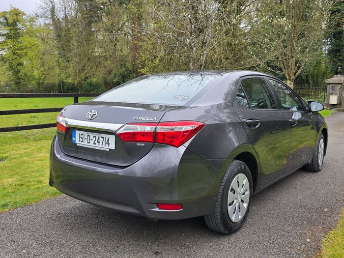 Toyota Corolla 2015