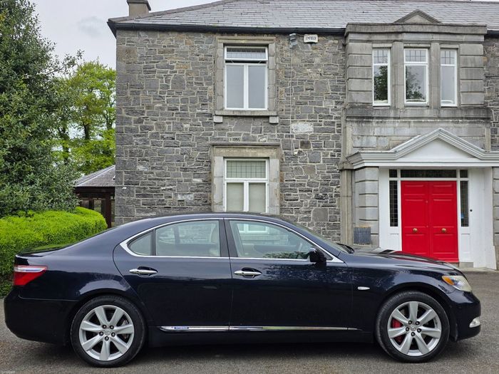 Lexus LS 2008