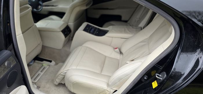 Lexus LS 2008