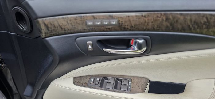 Lexus LS 2008