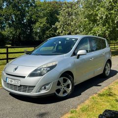 Renault Grand Scenic 2012