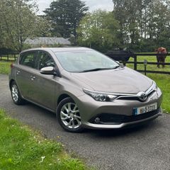 Toyota Auris 2016