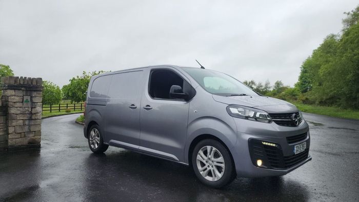 Opel Vivaro 2022