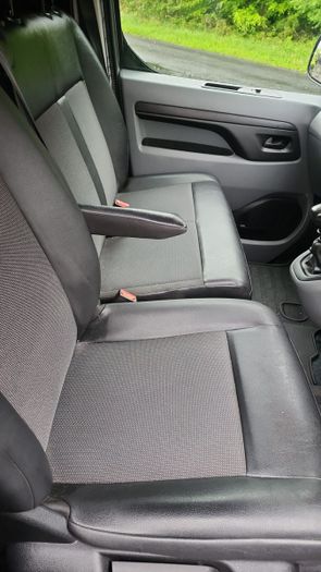 Opel Vivaro 2022