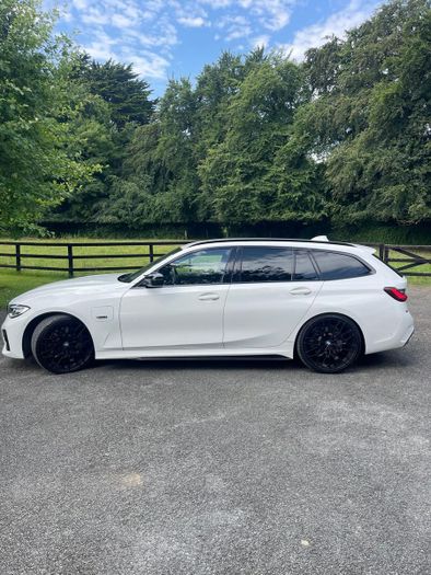 BMW 3 Series 2021