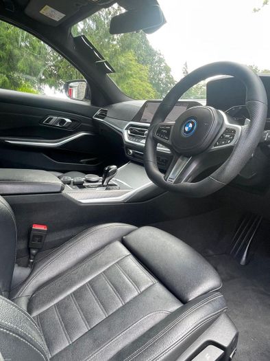 BMW 3 Series 2021