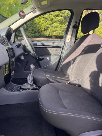 Dacia Duster 2016