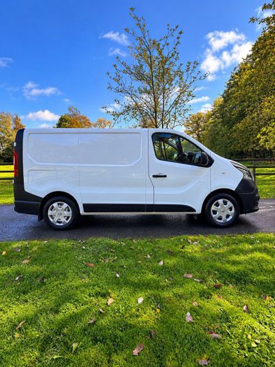 Nissan NV300 2018