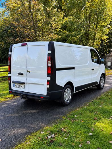 Nissan NV300 2018