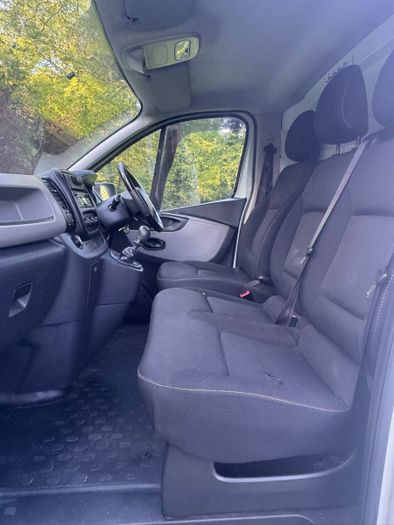 Nissan NV300 2018