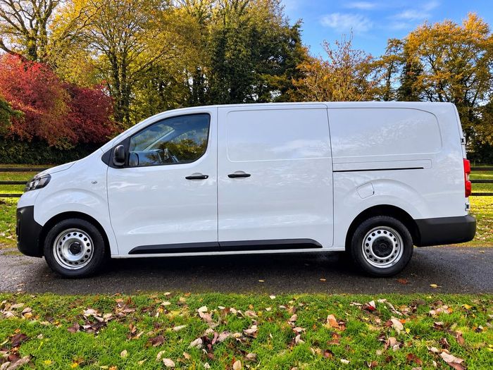 Opel Vivaro 2024