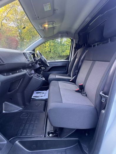 Opel Vivaro 2024