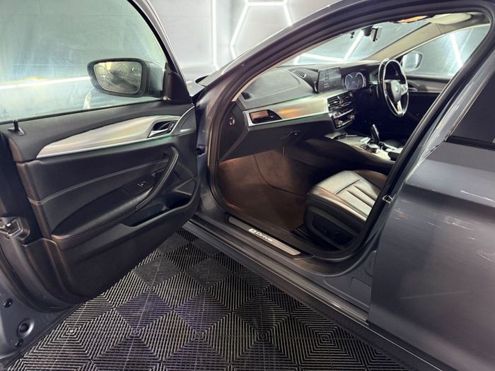 BMW 5 Series 2017